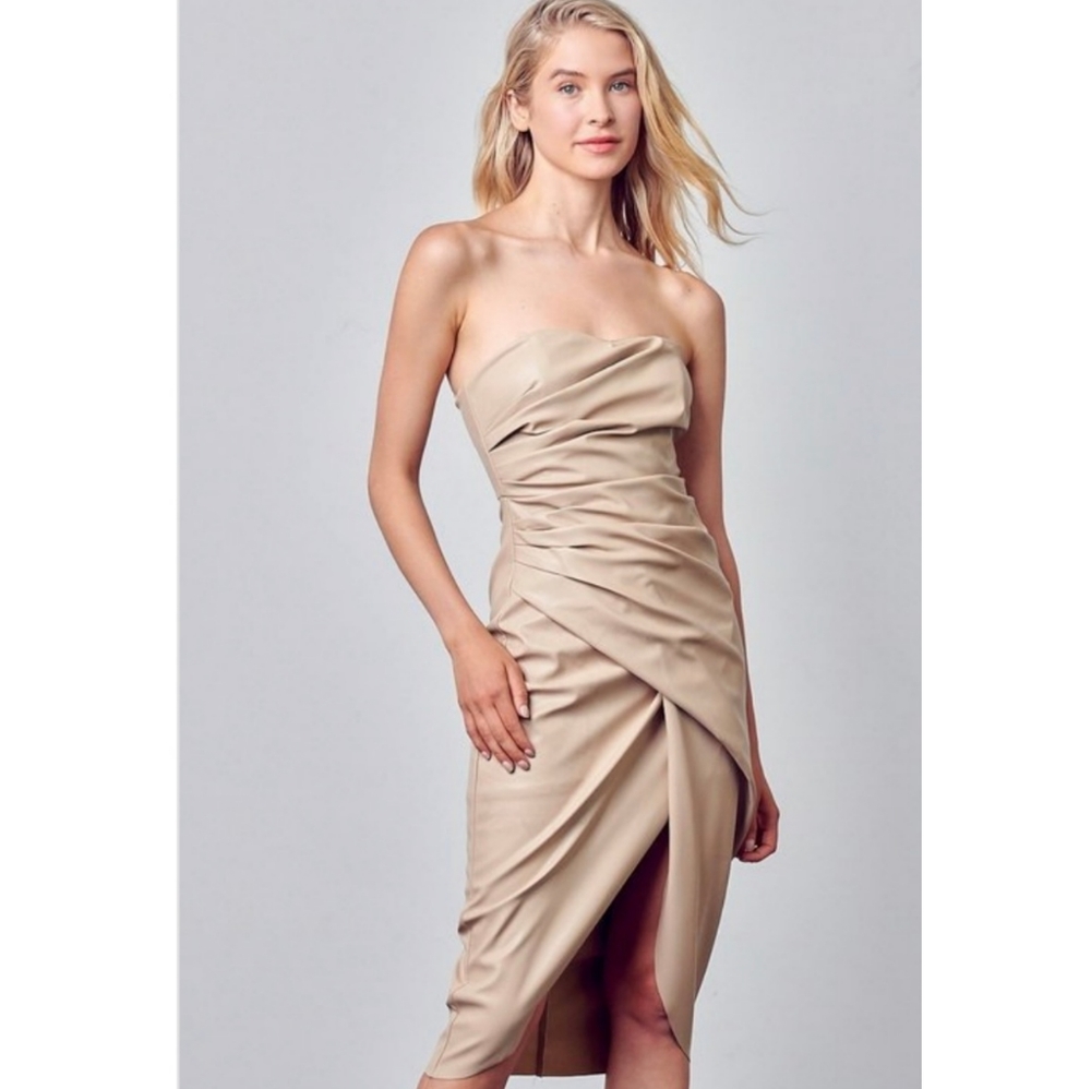 Strapless dress